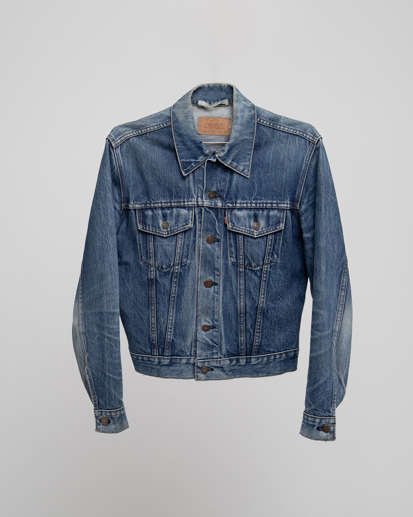 DISTRESSED VINTAGE DENIM JACKET