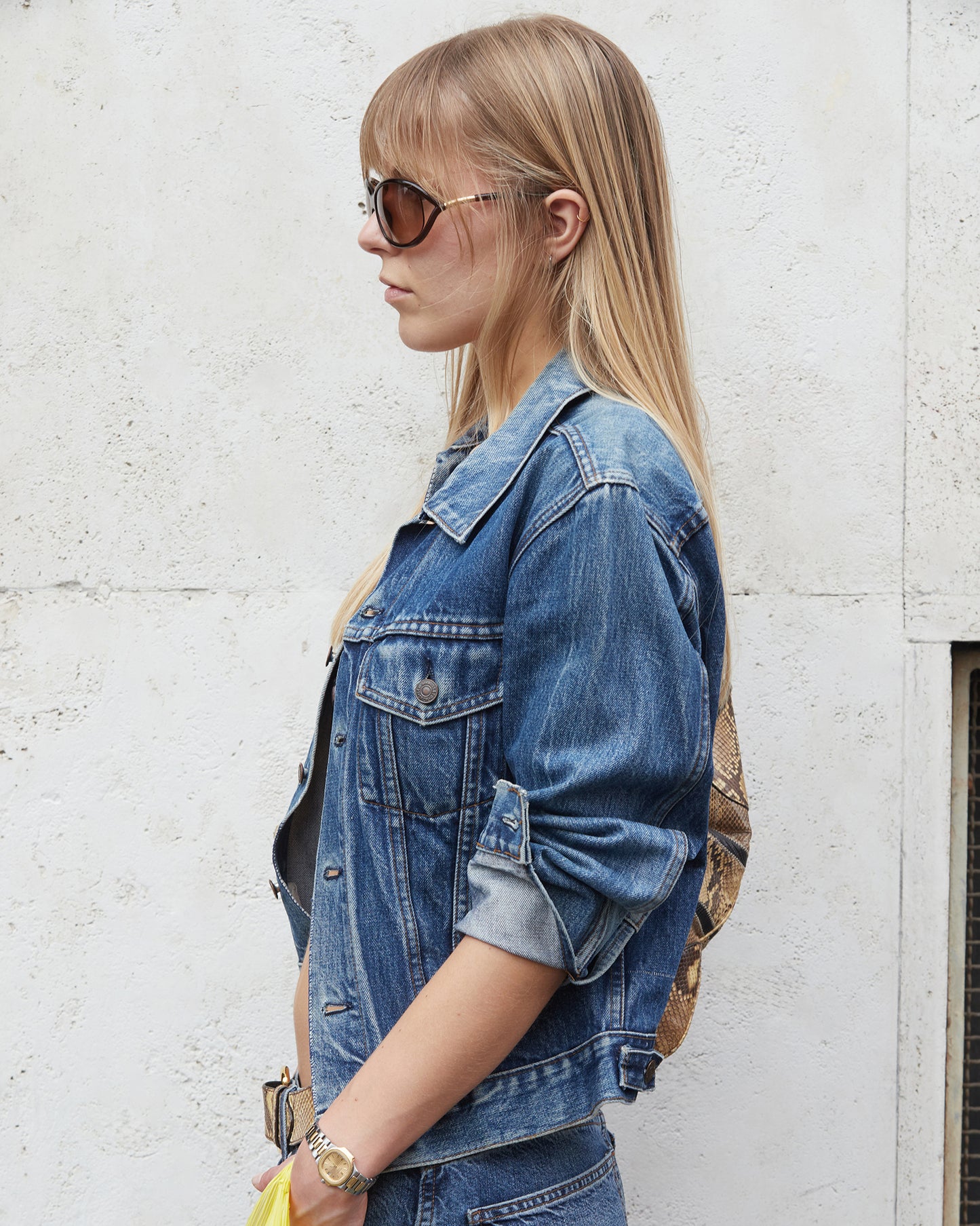 DISTRESSED VINTAGE DENIM JACKET